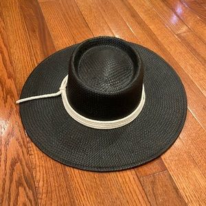 NWT Gigi Pip hat